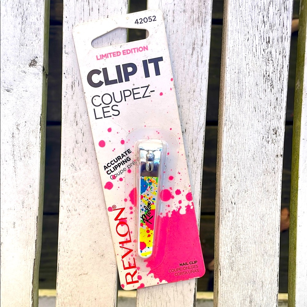 ⚜️Revlon Limited Edition Neon Paint Splatter Nail Clipper! NWT!
